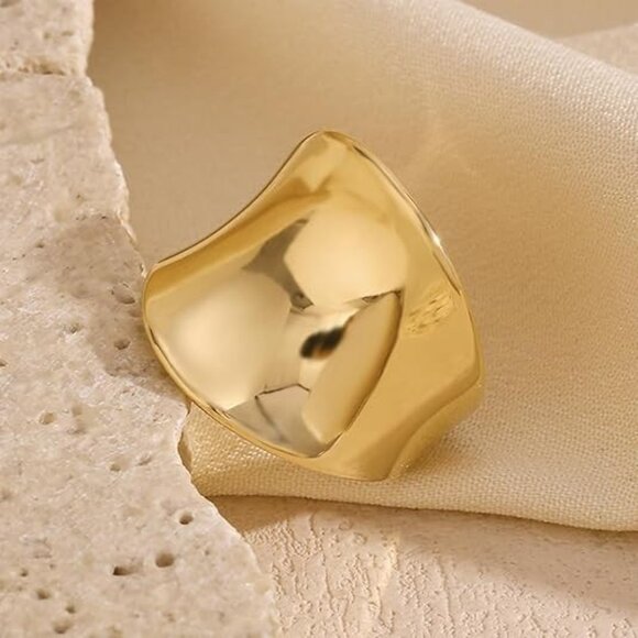 Chunky Rings Thick Rings for Women Men Statement Rings Jewelry - Gold - Picture 3 of 4